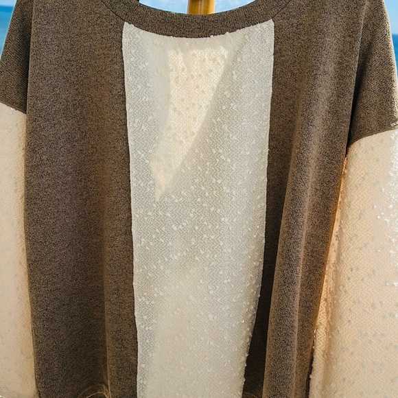 NWOT POL Elegant Two-Tone Tie-Front Sweater or back top - Picture 5 of 8